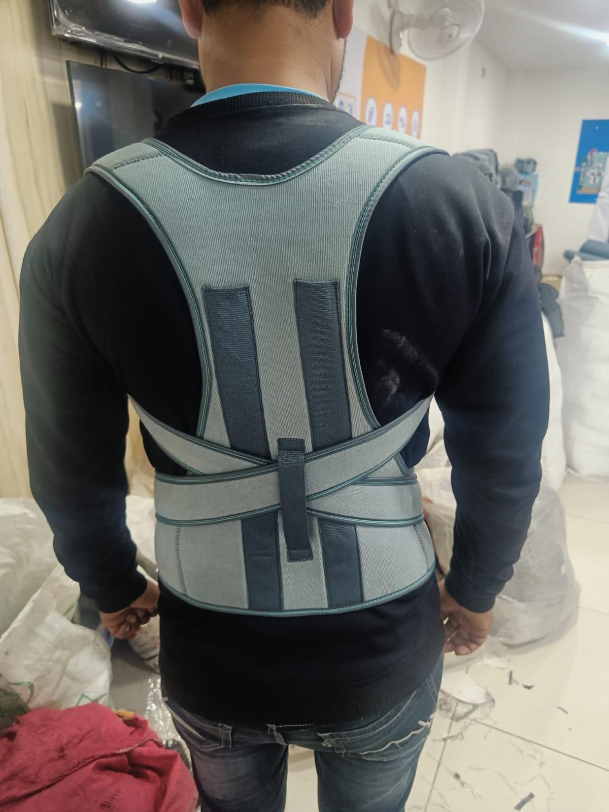 DRIPMINT Posture Corrector Comfortable support Soft shoulder straps reduce friction.